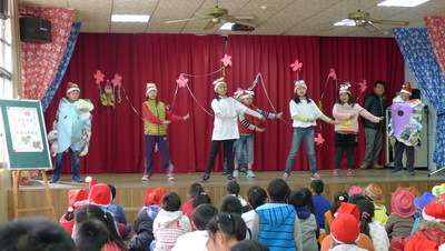 學生表演3